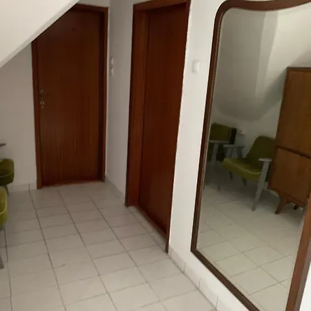 Whitehouse Apart Otel