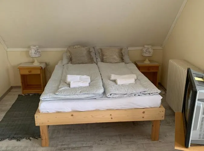 Whitehouse 3* Alsóörs